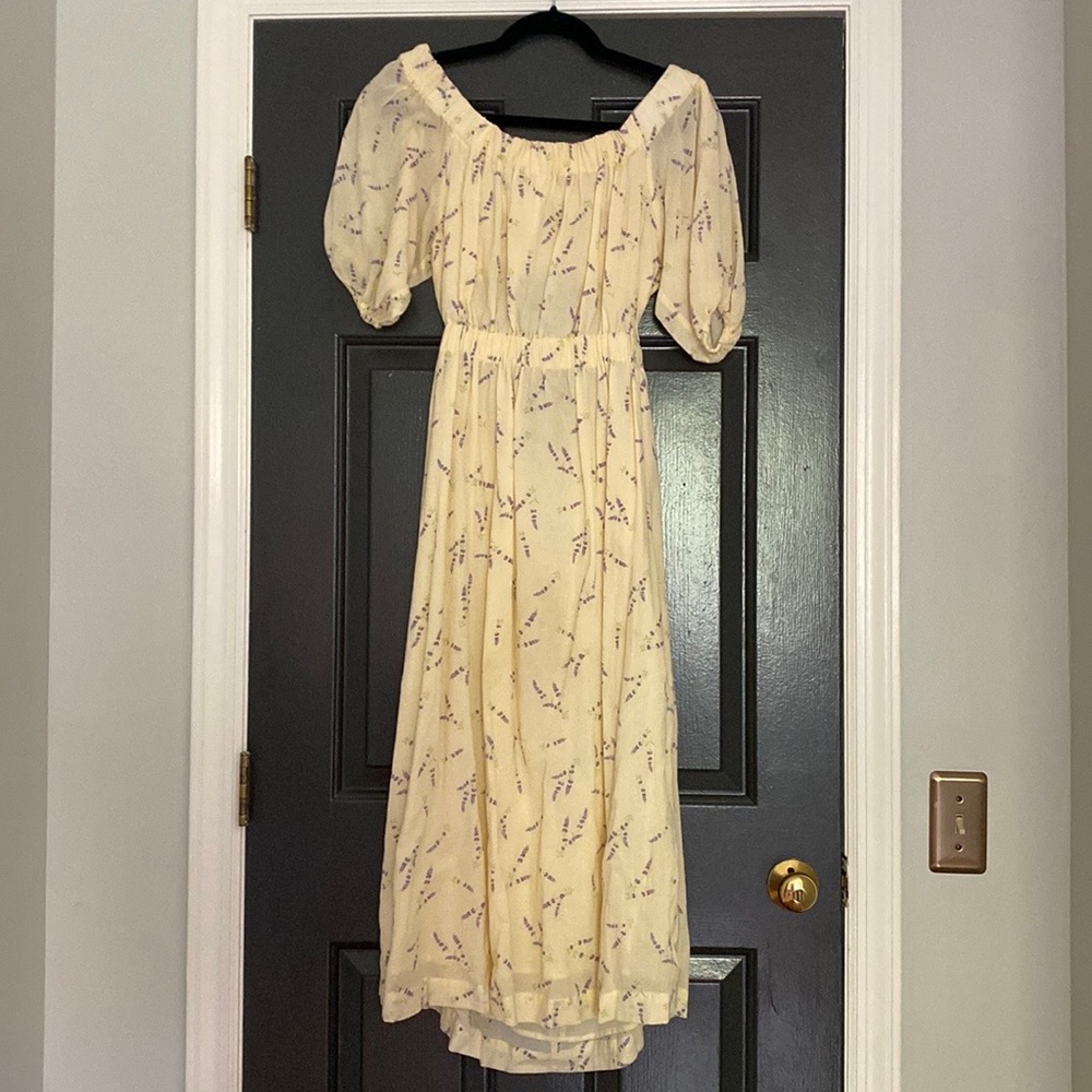 H&M Off-the-shoulder Dress in Light yellow Lavender